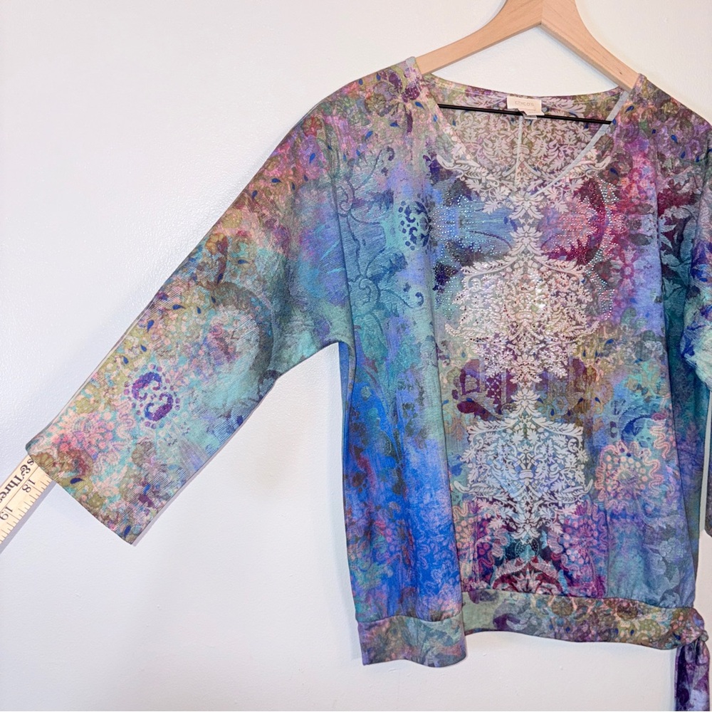 Chico's Blue Rainbow Graphic Tie Front Blouse 3/4 Sleeve Women’s Size 1 - Picture 6 of 11